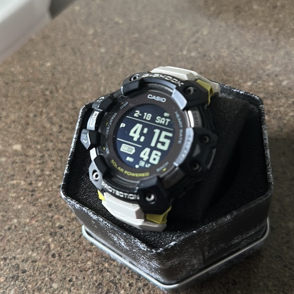 G- SHOCK GBD- H1000 - Picture 2 of 4
